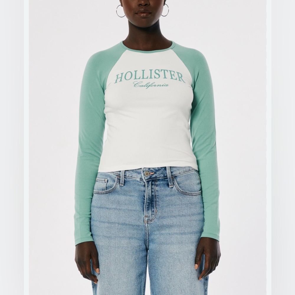 Hollister Black and White Raglan Top - Picture 10 of 10